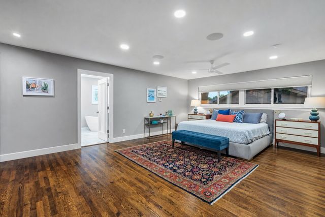 6943 Prestonshire Lane, Dallas, TX 75225
