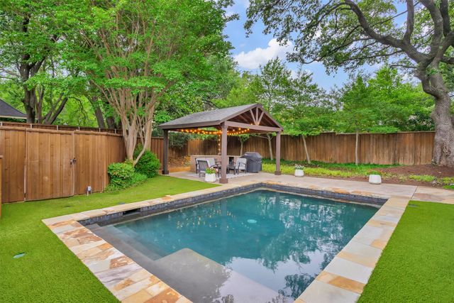 6943 Prestonshire Lane, Dallas, TX 75225