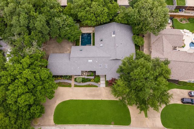 6943 Prestonshire Lane, Dallas, TX 75225