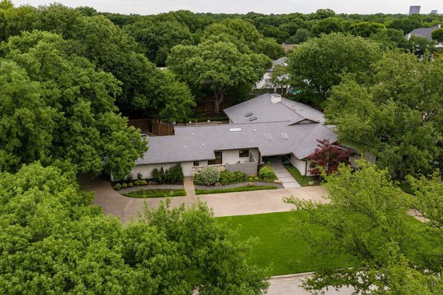 6943 Prestonshire Lane, Dallas, TX 75225