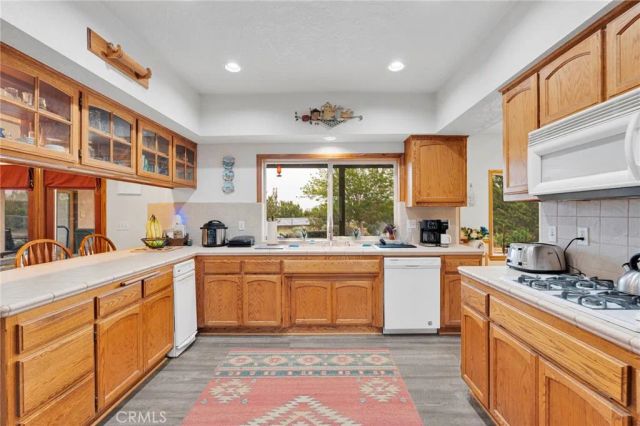 12830 Cedar, Hesperia, CA 92344