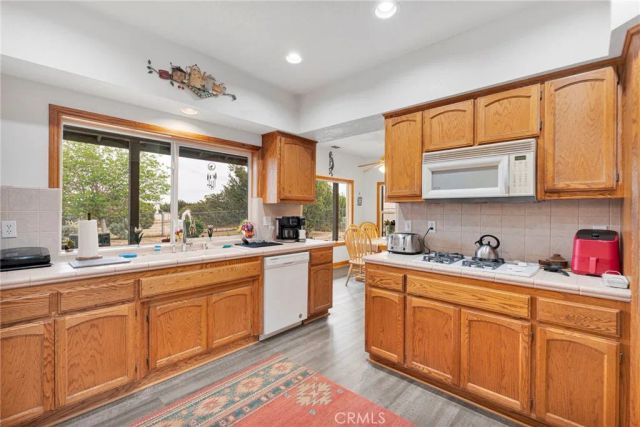 12830 Cedar, Hesperia, CA 92344