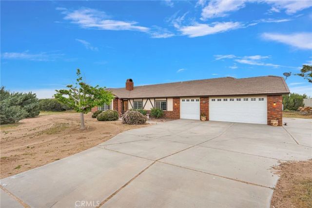 12830 Cedar, Hesperia, CA 92344