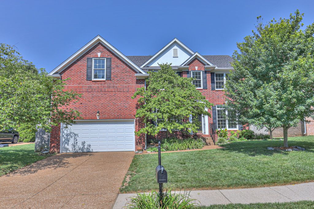 1223 Limerick Ln, Franklin, TN 37067