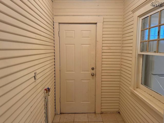 1818 COLLINS AVENUE, Wichita Falls, TX 76309