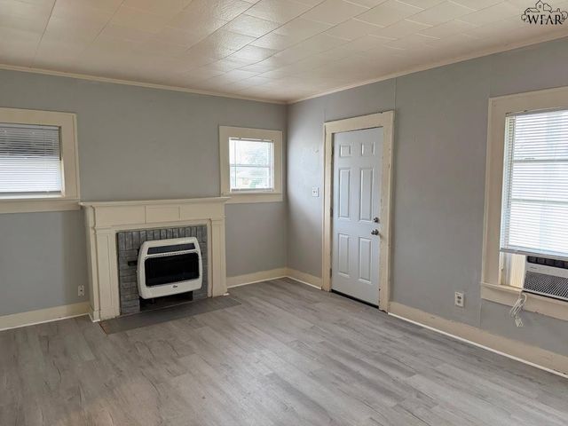 1818 COLLINS AVENUE, Wichita Falls, TX 76309