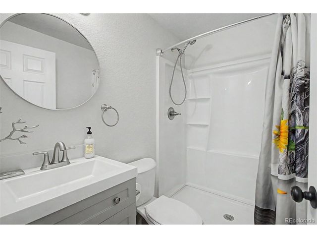 8335 Ashford Ct, Colorado Springs, CO 80920
