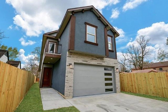 8422 Lanewood Drive, Houston, TX 77016