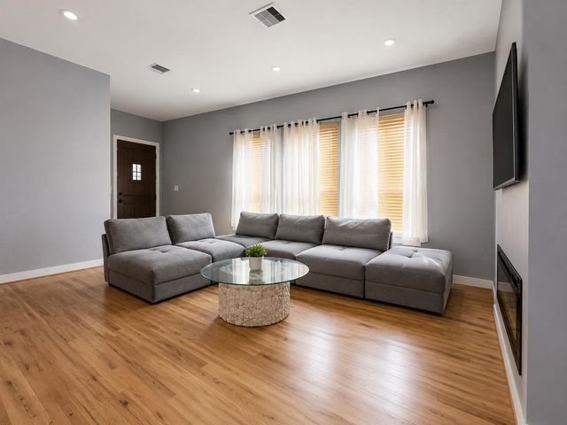 8422 Lanewood Drive, Houston, TX 77016