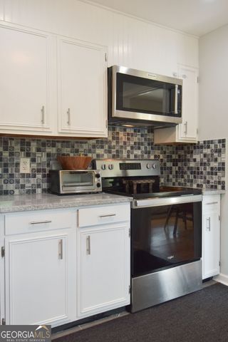 218 S Mission Ridge Drive, Rossville, GA 30741