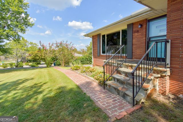 218 S Mission Ridge Drive, Rossville, GA 30741