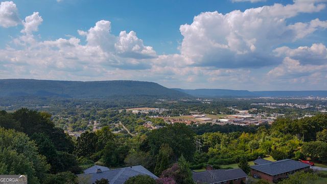 218 S Mission Ridge Drive, Rossville, GA 30741