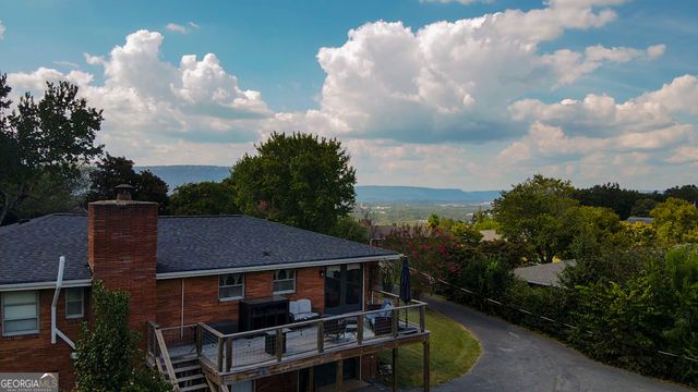 218 S Mission Ridge Drive, Rossville, GA 30741