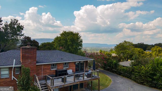 218 S Mission Ridge Drive, Rossville, GA 30741