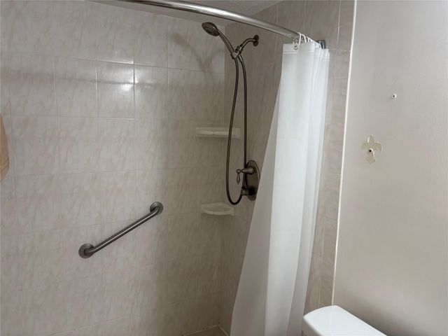 7355 NW 5th Ct 102, Margate, FL 33063