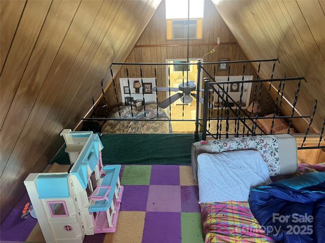 34 Point Lookout Circle, Hendersonville, NC 28792