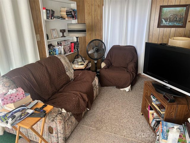 34 Point Lookout Circle, Hendersonville, NC 28792