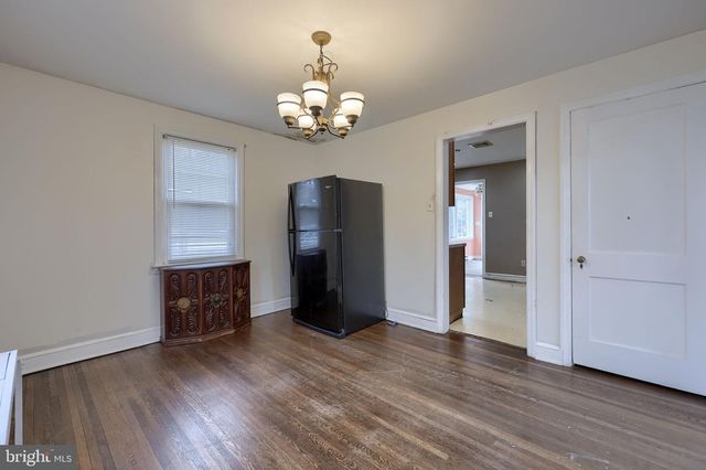 463 TIOGA ST, York, PA 17404