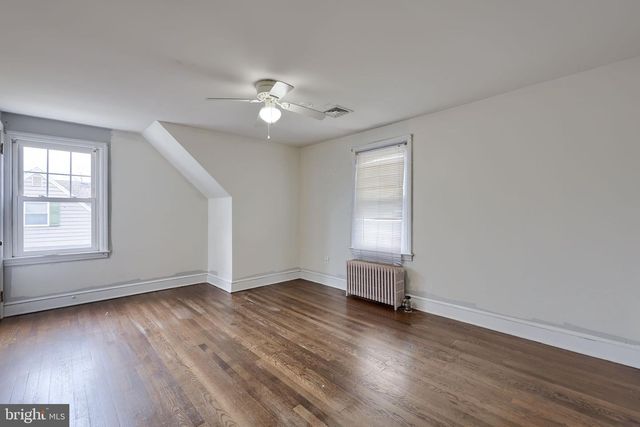 463 TIOGA ST, York, PA 17404