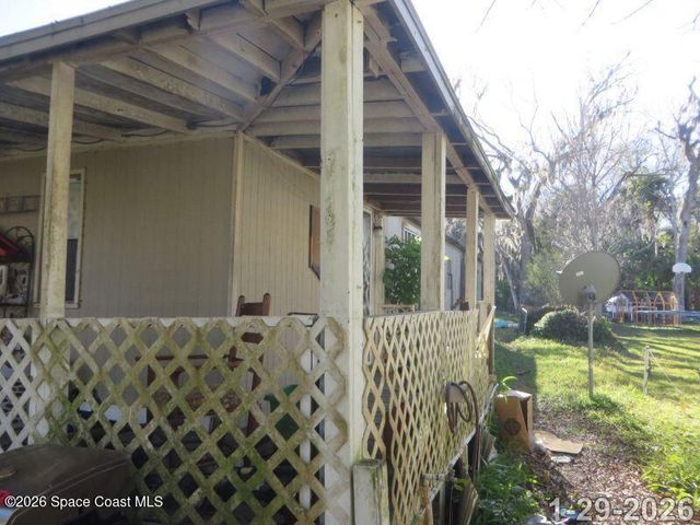 1462 Elizabeth Street, New Smyrna Beach, FL 32168