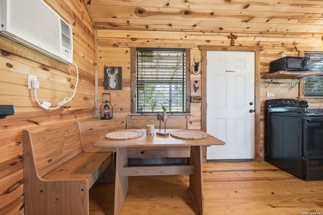 3035 Keese, Fredericksburg, TX 78624