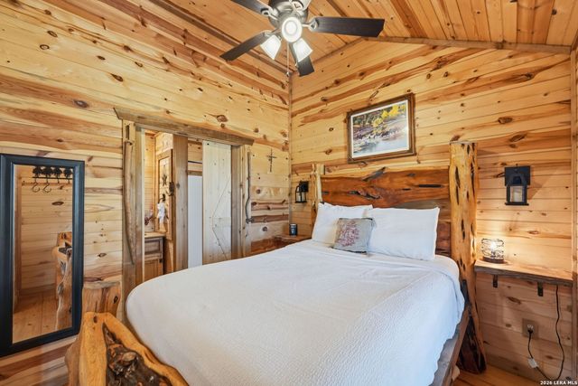 3035 Keese, Fredericksburg, TX 78624