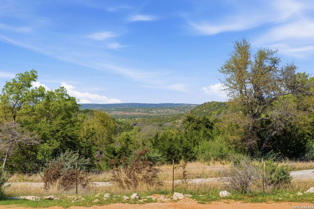 3035 Keese, Fredericksburg, TX 78624