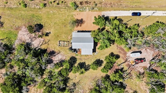 3035 Keese, Fredericksburg, TX 78624