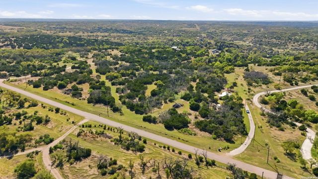3035 Keese, Fredericksburg, TX 78624