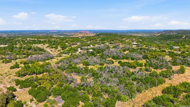 3035 Keese, Fredericksburg, TX 78624