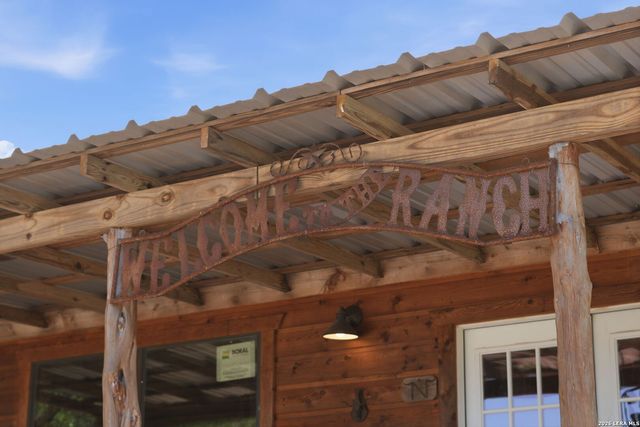 3035 Keese, Fredericksburg, TX 78624