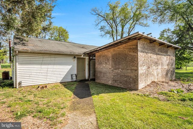 1948 W TRINDLE ROAD, Carlisle, PA 17013
