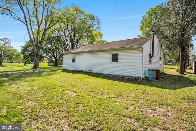 1948 W TRINDLE ROAD, Carlisle, PA 17013