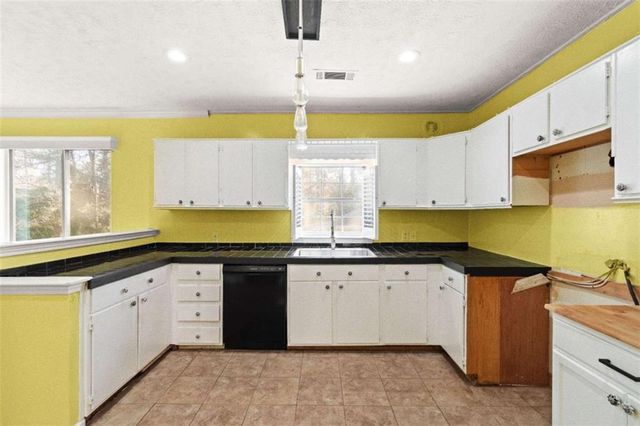 2173 Hannah Lane, Tucker, GA 30084