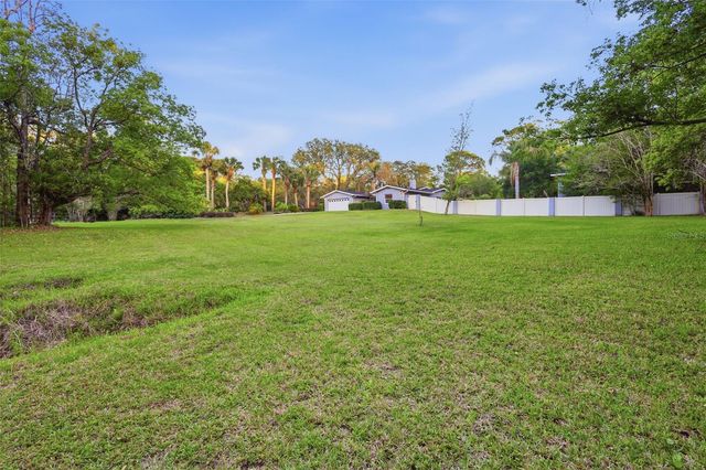 1650 E UNIVERSITY AVENUE, Orange City, FL 32763