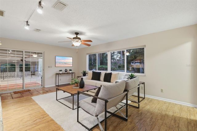 1650 E UNIVERSITY AVENUE, Orange City, FL 32763
