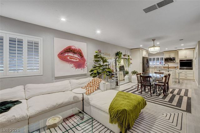 4425 Woodpine Drive 105, Las Vegas, NV 89119