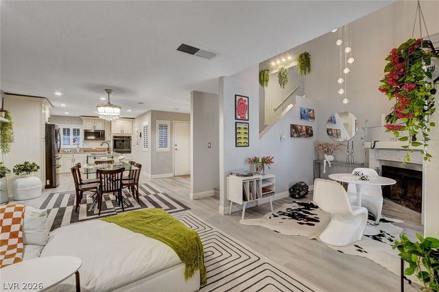 4425 Woodpine Drive 105, Las Vegas, NV 89119