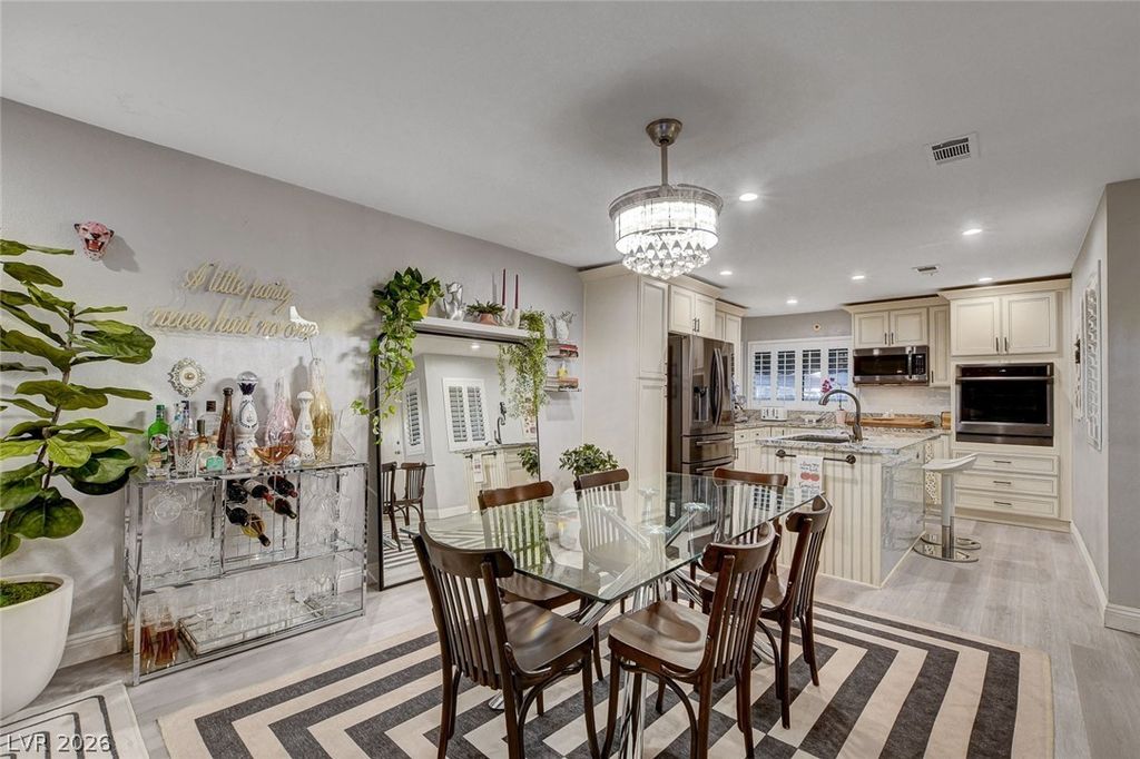 4425 Woodpine Drive 105, Las Vegas, NV 89119