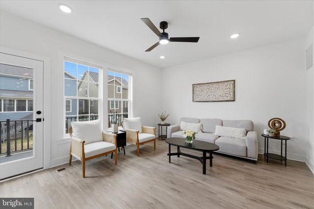 10820 WILLOW TER, Fairfax, VA 22031