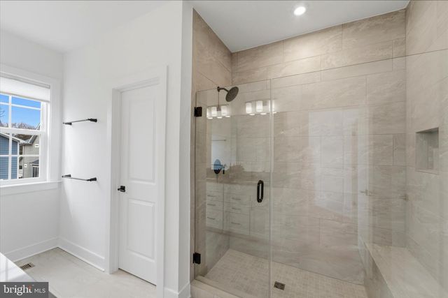 10820 WILLOW TER, Fairfax, VA 22031