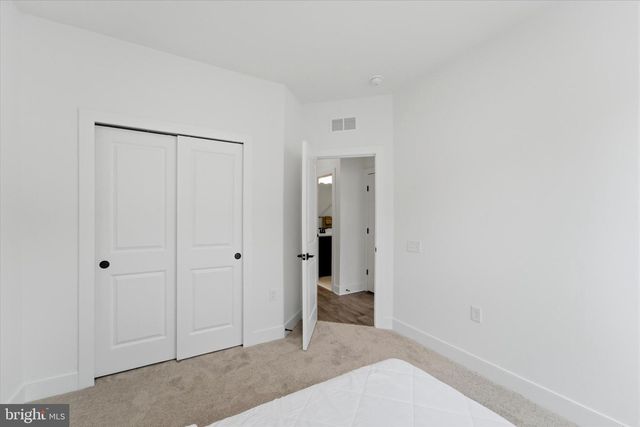 10820 WILLOW TER, Fairfax, VA 22031