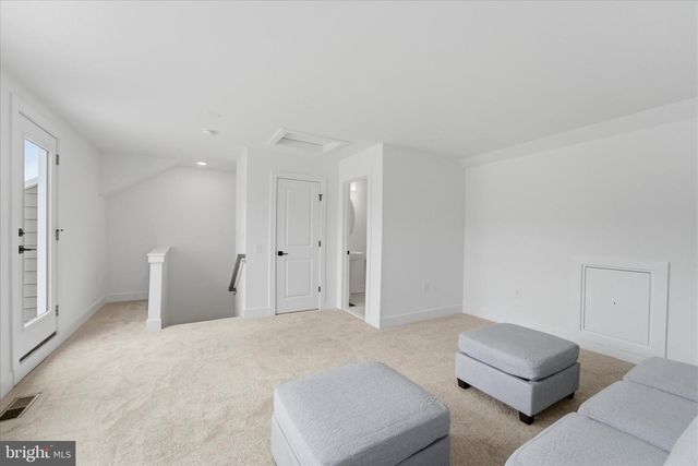 10820 WILLOW TER, Fairfax, VA 22031