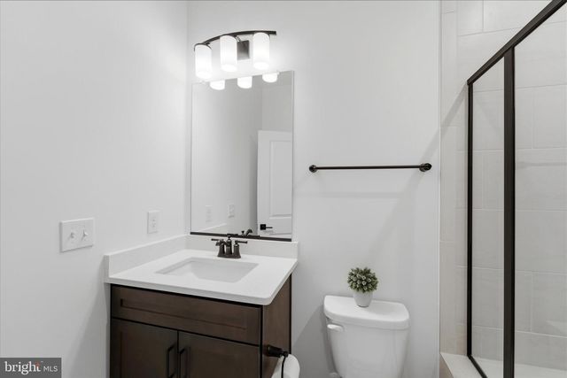 10820 WILLOW TER, Fairfax, VA 22031