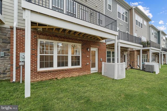 10820 WILLOW TER, Fairfax, VA 22031