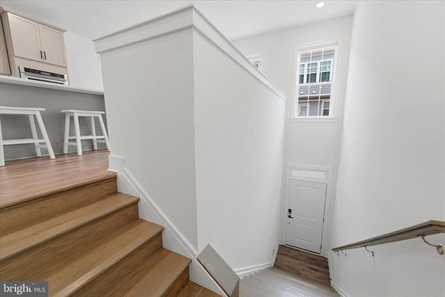 10820 WILLOW TER, Fairfax, VA 22031