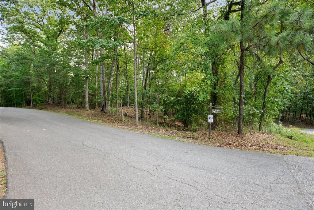 11870 BLUE POINT CT, Lusby, MD 20657