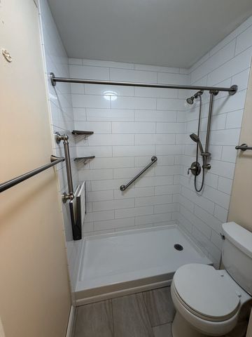 33 N Main Street 9F, Lombard, IL 60148