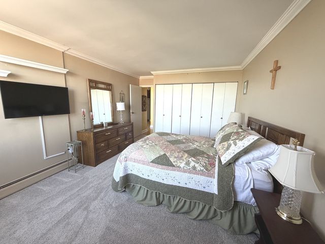 33 N Main Street 9F, Lombard, IL 60148
