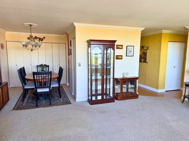 33 N Main Street 9F, Lombard, IL 60148
